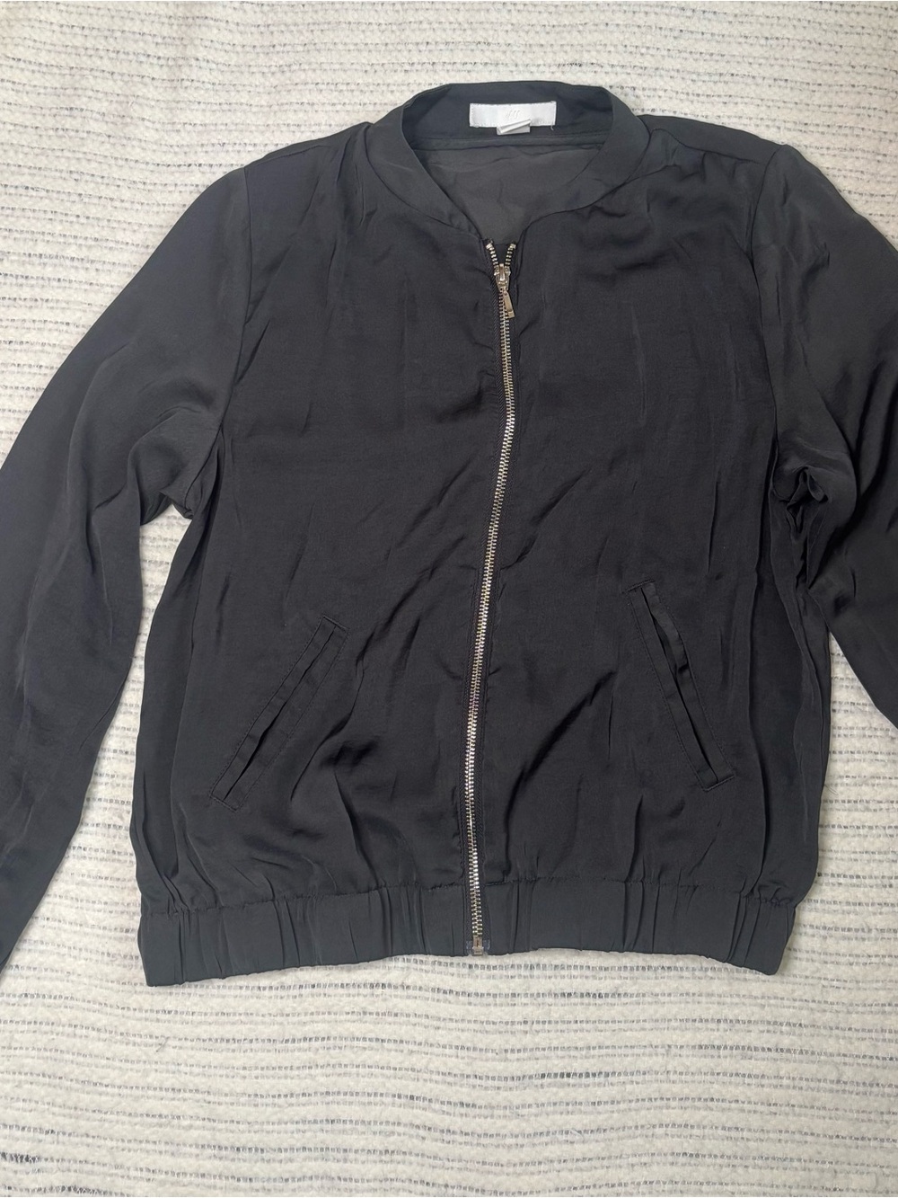 H&M Women’s Black/Gray Lightweight Bomber Jacket Size 6